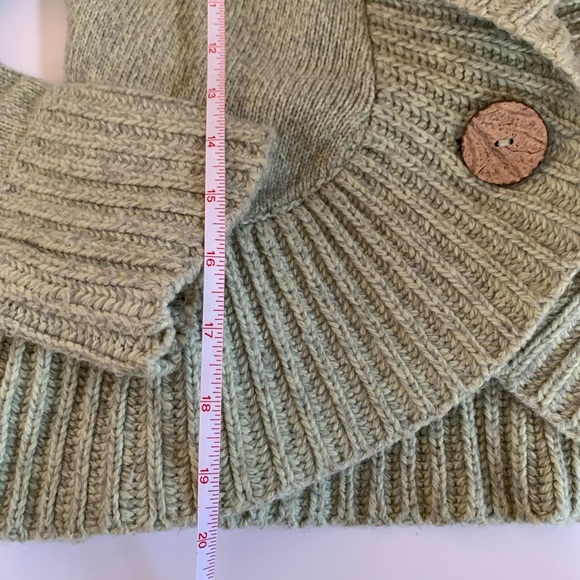 Pistachio Green One Button Knit Collared Sweater S - Picture 3 of 8